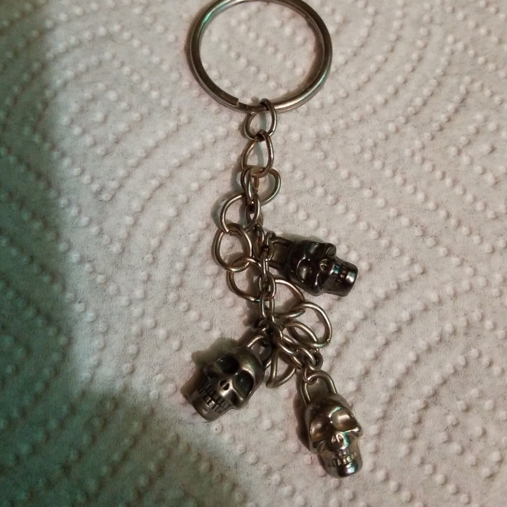 Skull keychain